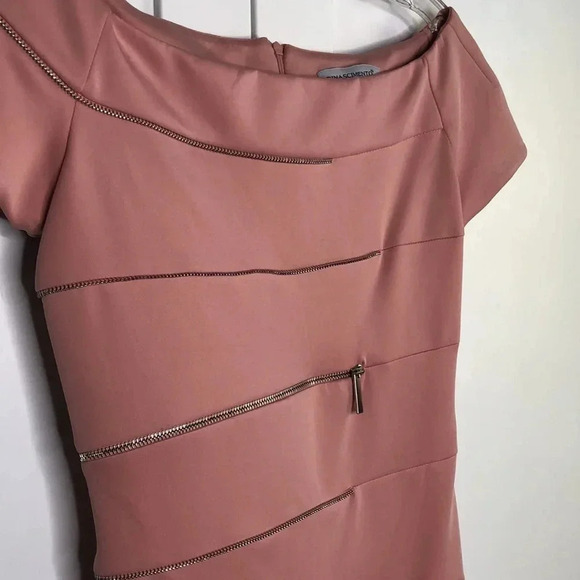 RINASCIMENTO Body Con Zipper Dress - Picture 2 of 8